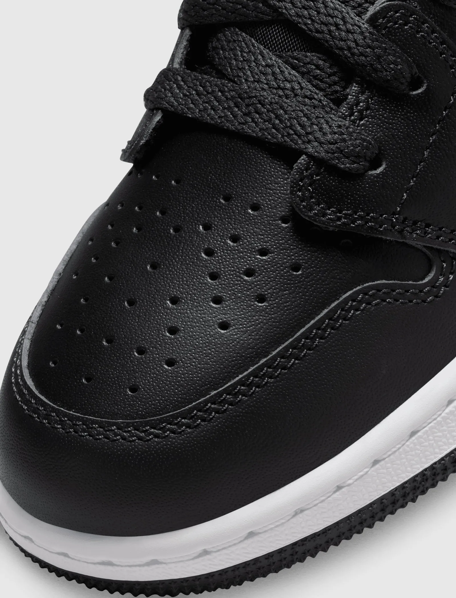 AIR JORDAN 1 LOW SE "BLACK ELEPHANT" GS