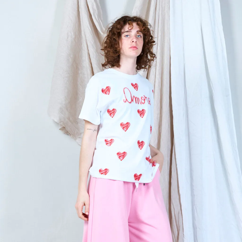 'Amore' heart print t-shirt wholesale