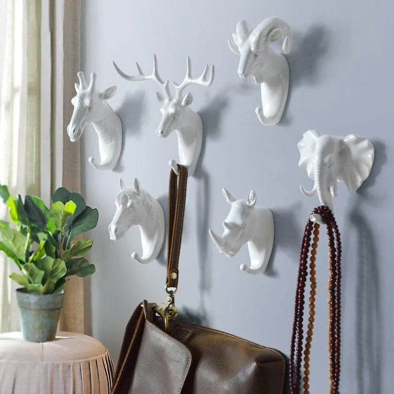 ANIMAL HEAD WALL HOOKS - 3 COLORS