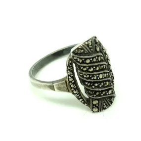 Art Deco 1930s Marcasite Scroll Silver Ring | K / 5.5