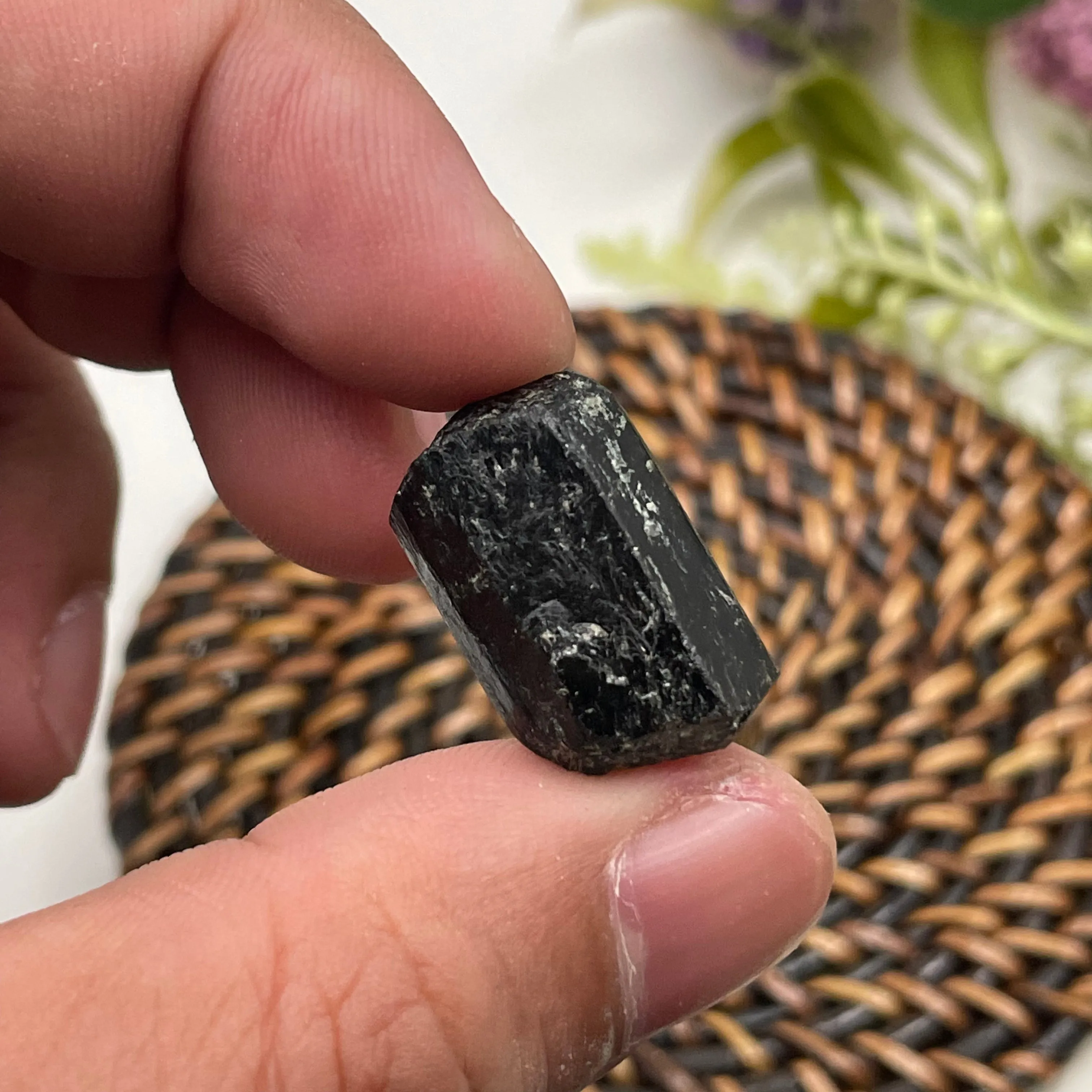 Black tourmaline raw