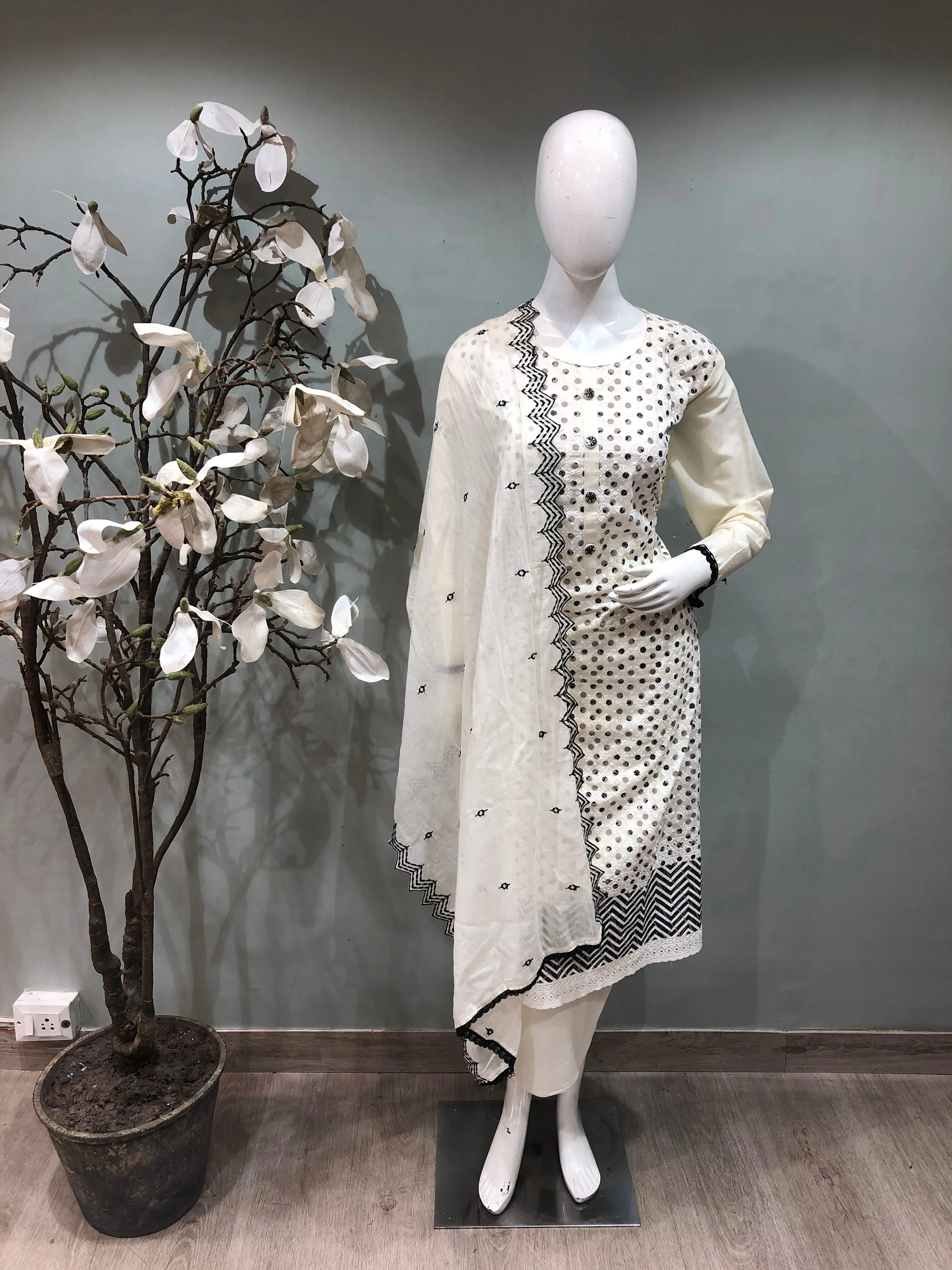 Cotton unstitched suit with chickenkari