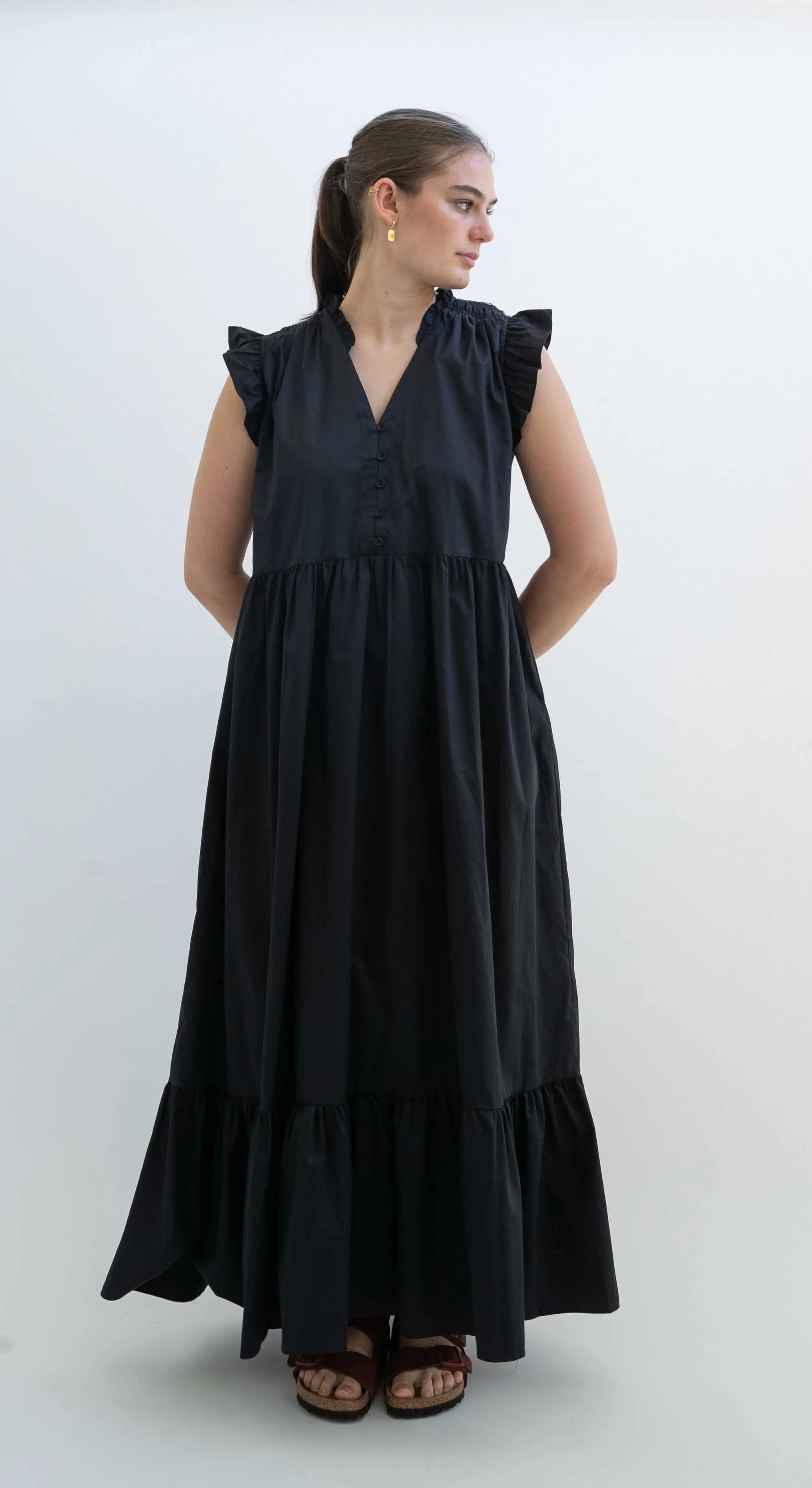 Devotion Twins Askeli Long dress in Black