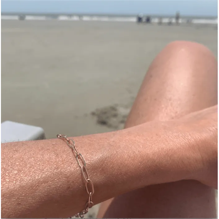 Essential Paperclip Links Bracelet in 14k gold filled