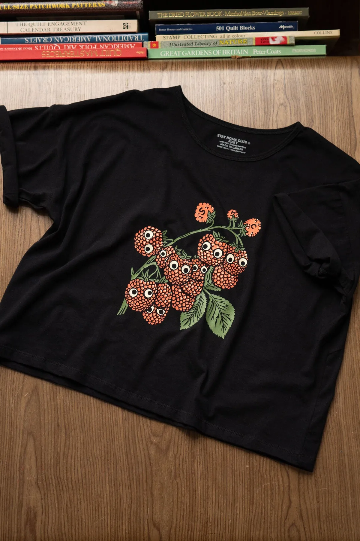 Googly Raspberries - Crop Loose Tee