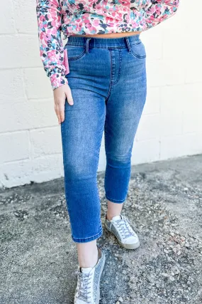 Judy Blue Emily High Rise Cool Denim Pull On Capri Jeans