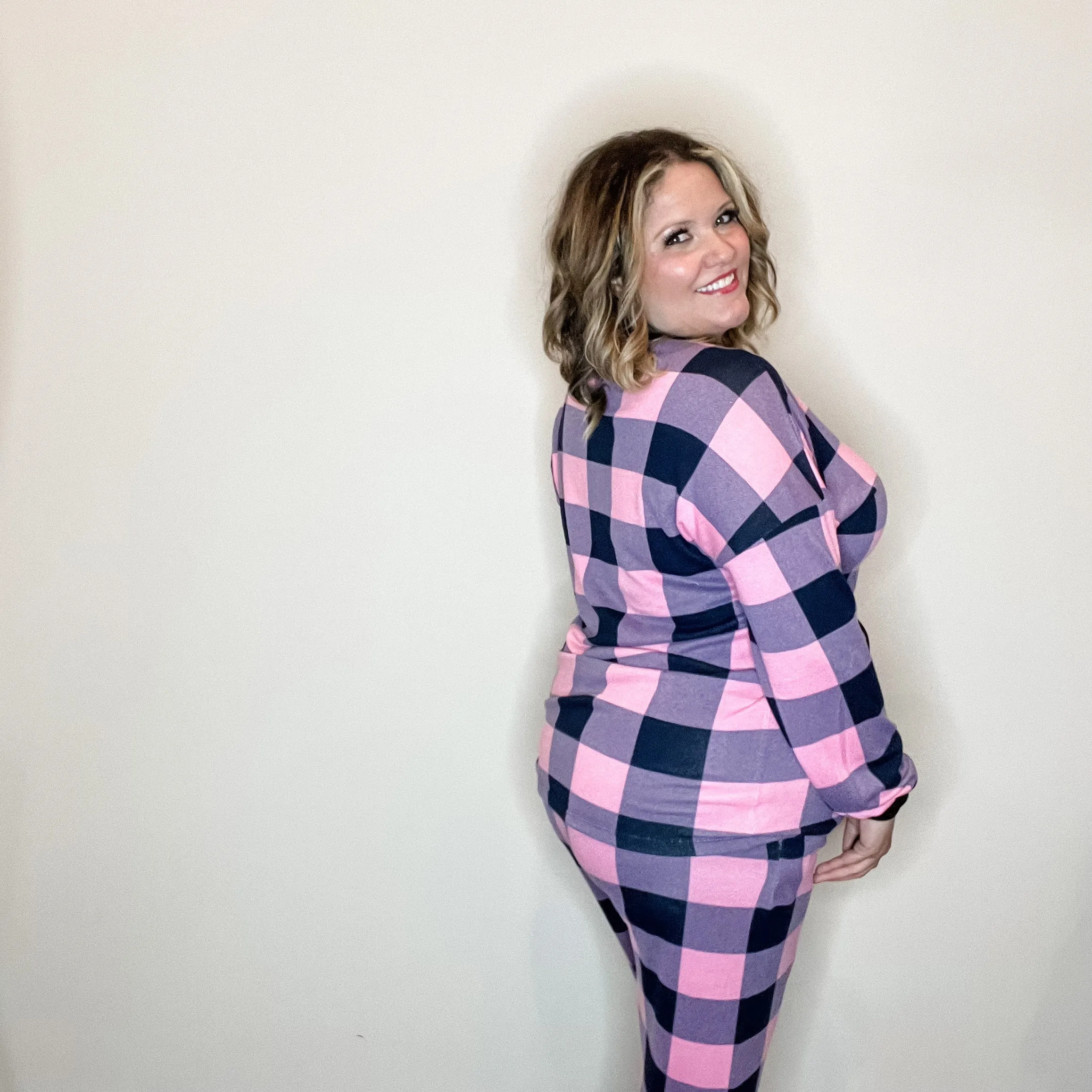 "Comfy" Plaid Lounge Set with Pockets