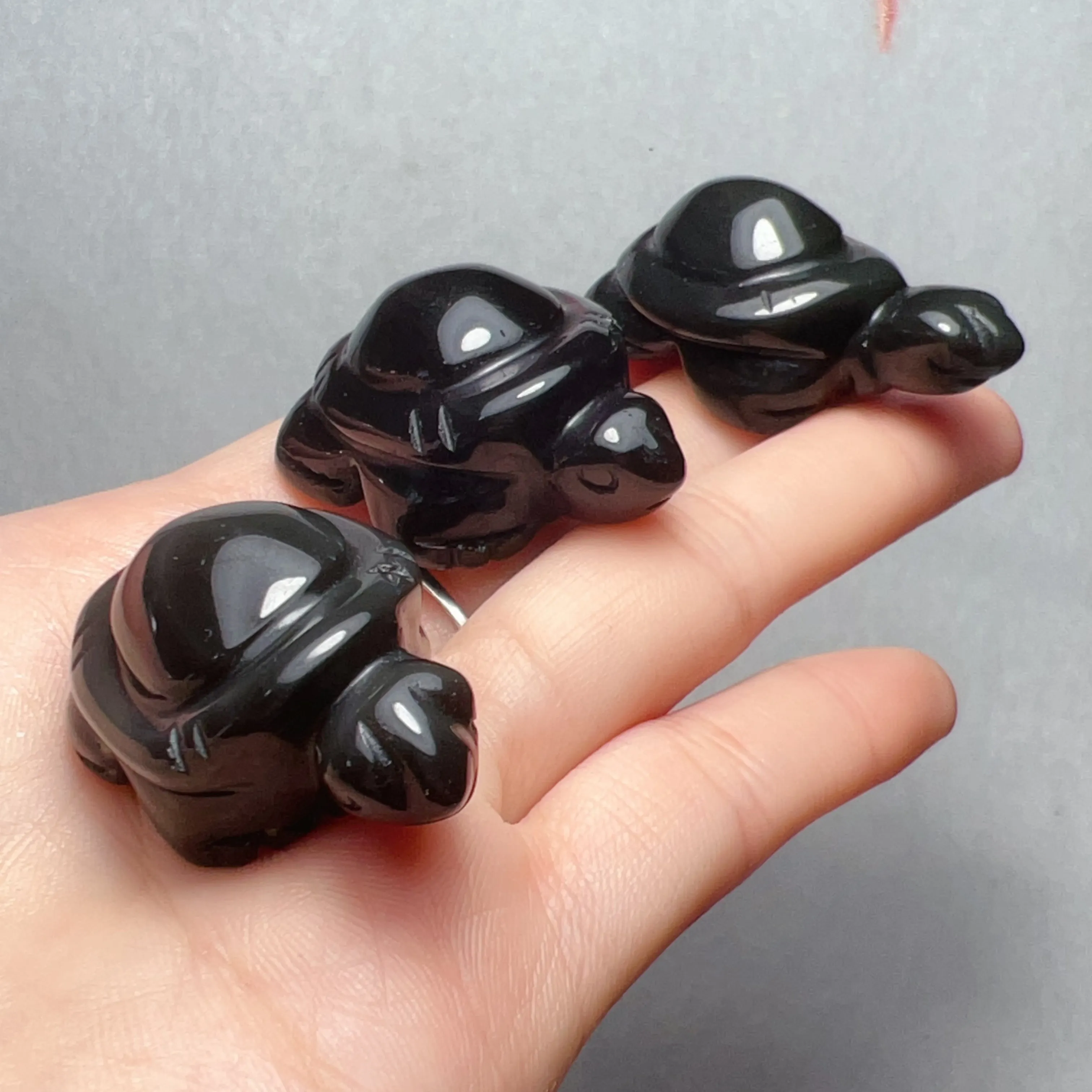 Super Cute Top-grade Rainbow Obsidian Hand-carved Cute Turtles Handmade Root Chakra Healing Stone Decors